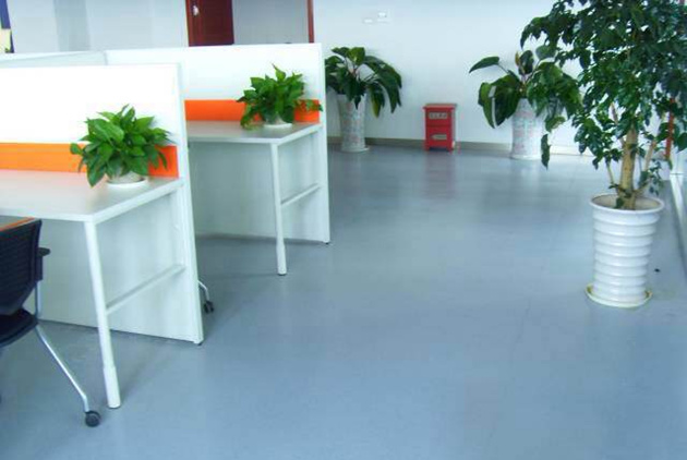 pvc地板讓寫字樓環(huán)境更安全