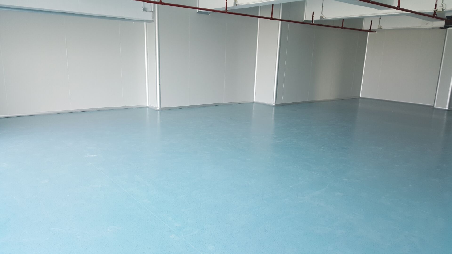 廠房地面令你因擾的地板不夠耐磨問題，如此這般解決可好